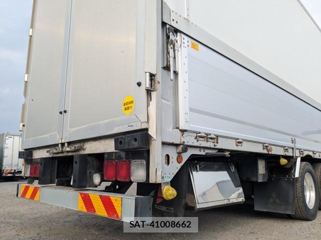 Mitsubishi GREAT 2018-03 8232001-5