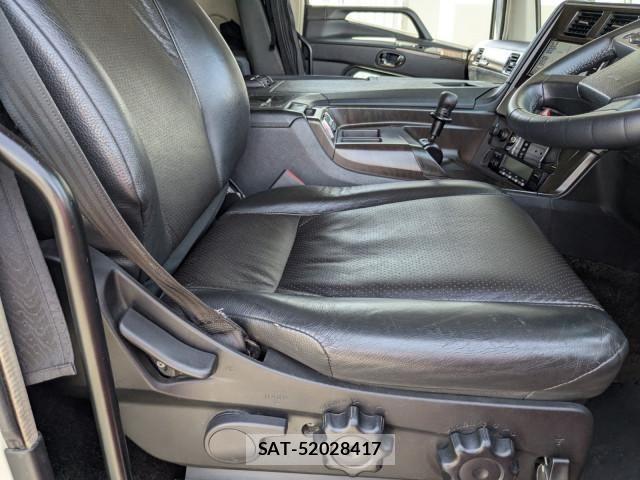 Mitsubishi GREAT 2021-03 8231995-27