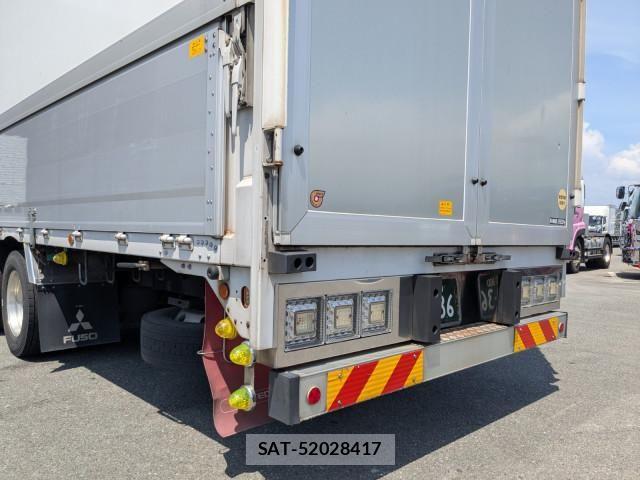 Mitsubishi GREAT 2021-03 8231995-4