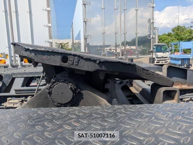 Mitsubishi GREAT 2017-06 8232002-10