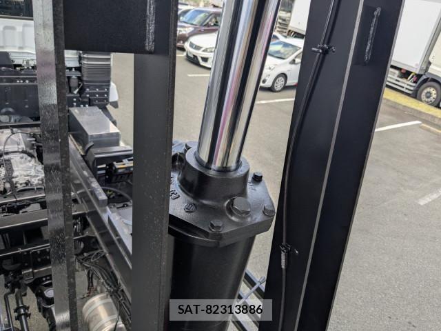 Mitsubishi GREAT 2026-03 8231984-19