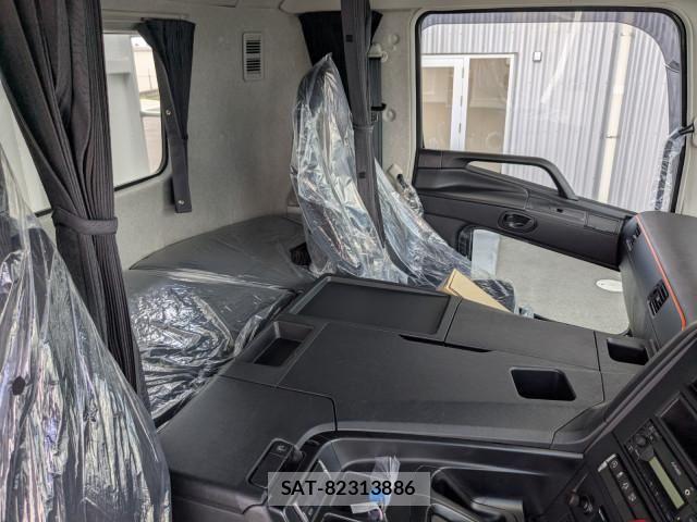 Mitsubishi GREAT 2026-03 8231984-22
