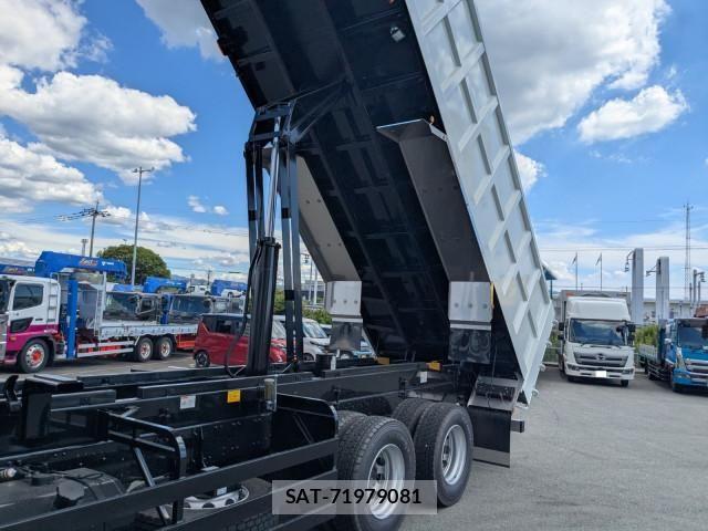 Mitsubishi GREAT 2026-03 8231983-18