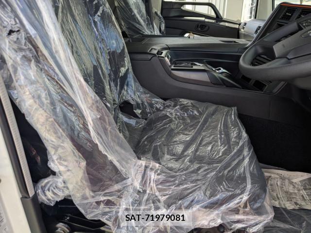 Mitsubishi GREAT 2026-03 8231983-27
