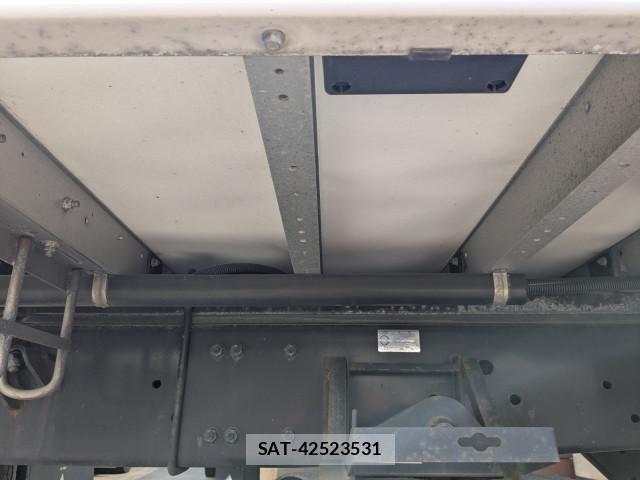 Mitsubishi GREAT 2022-12 8231989-18