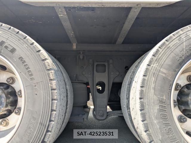 Mitsubishi GREAT 2022-12 8231989-19