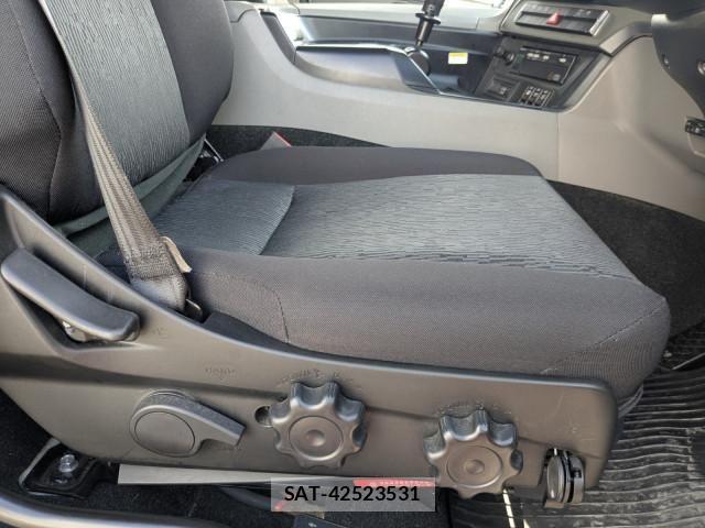 Mitsubishi GREAT 2022-12 8231989-24