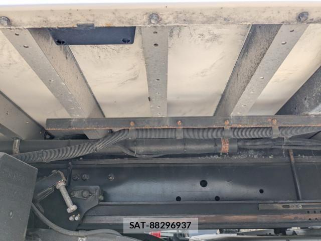 Mitsubishi GREAT 2022-09 8231988-12