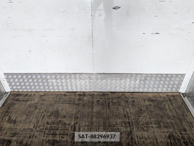 Mitsubishi GREAT 2022-09 8231988-19