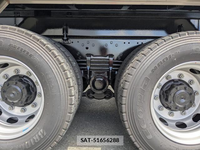 Mitsubishi GREAT 2026-03 8231982-9