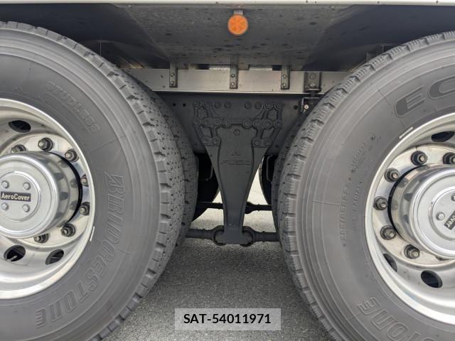 Mitsubishi GREAT 2025-04 8231981-17