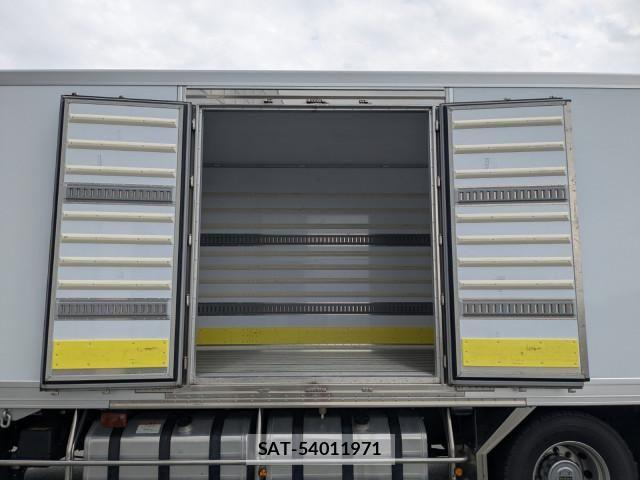 Mitsubishi GREAT 2025-04 8231981-21