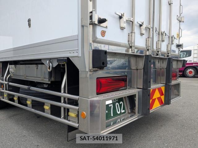Mitsubishi GREAT 2025-04 8231981-4
