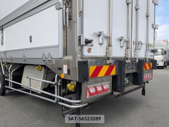 Mitsubishi GREAT 2022-03 8231986-4