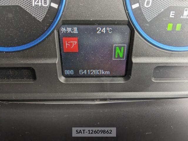 Mitsubishi GREAT 2016-05 8232004-13
