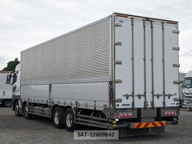 Mitsubishi GREAT 2016-05 8232004-2