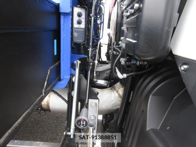 Mitsubishi GREAT 2026-03 8231980-21