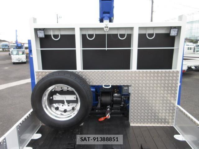 Mitsubishi GREAT 2026-03 8231980-8