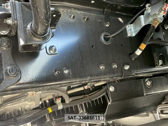 Mitsubishi GREAT 2026-01 8231987-18
