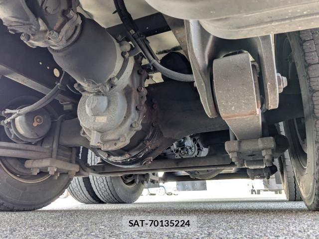 Mitsubishi GREAT 2021-04 8231999-10
