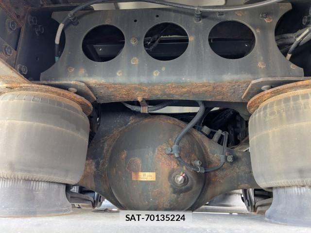 Mitsubishi GREAT 2021-04 8231999-12