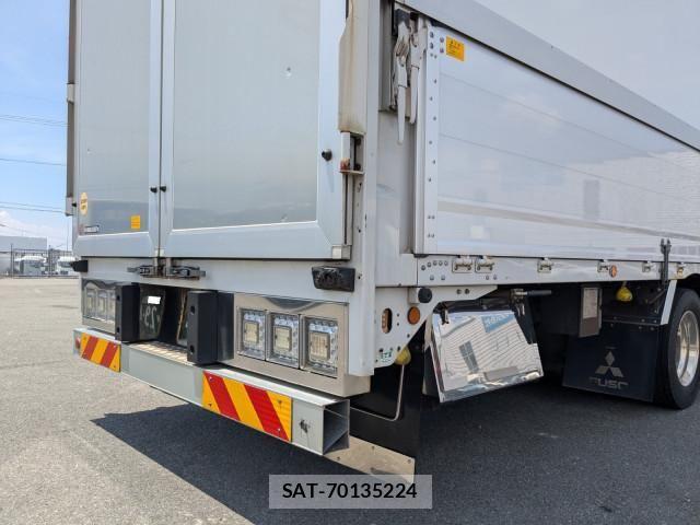 Mitsubishi GREAT 2021-04 8231999-5