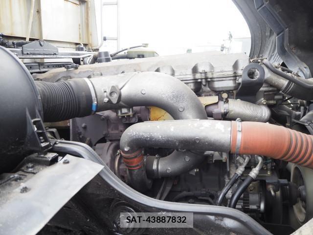 Mitsubishi GREAT 2004-03 8232003-12