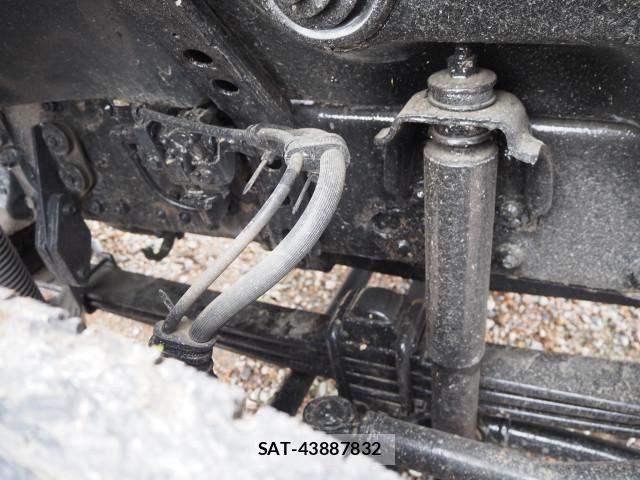 Mitsubishi GREAT 2004-03 8232003-13