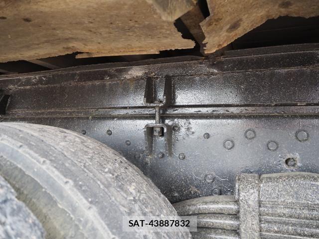 Mitsubishi GREAT 2004-03 8232003-19