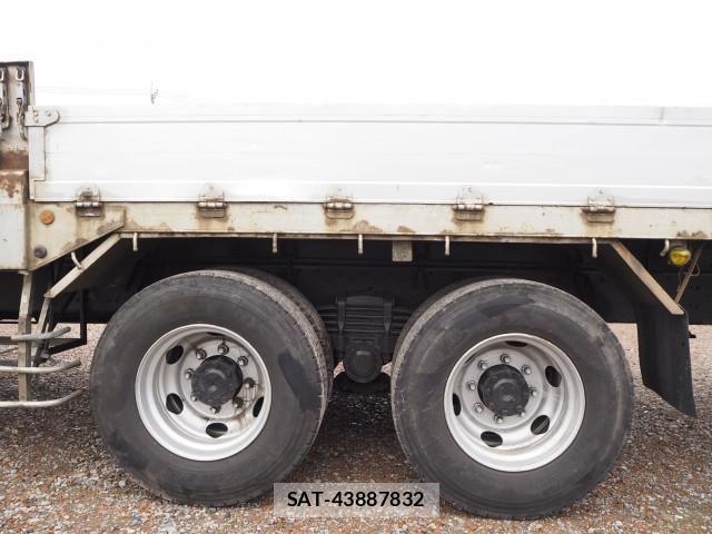 Mitsubishi GREAT 2004-03 8232003-25