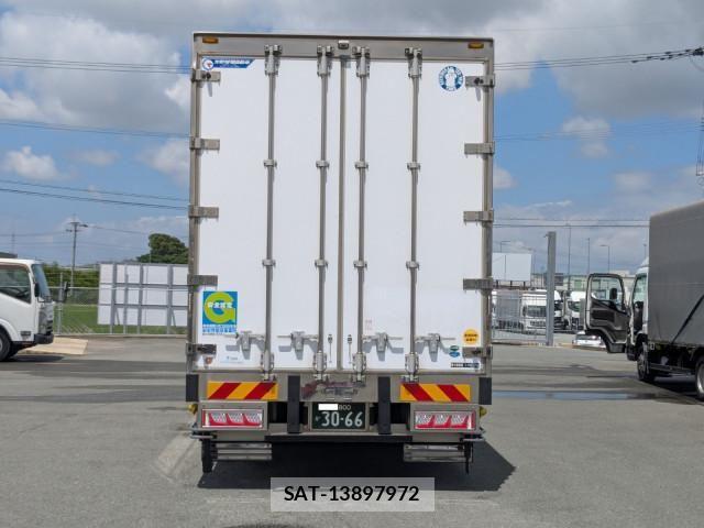 Mitsubishi GREAT 2022-07 8231985-6