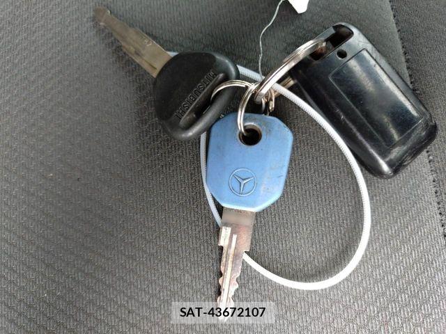 Mitsubishi GREAT 2016-02 8246855-4