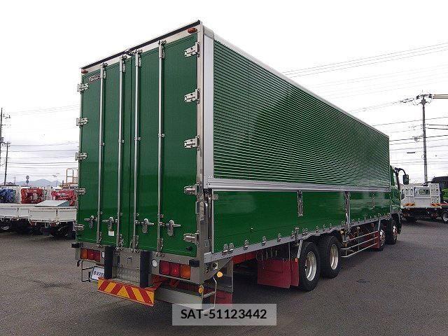 Mitsubishi GREAT 2016-05 8246856-3