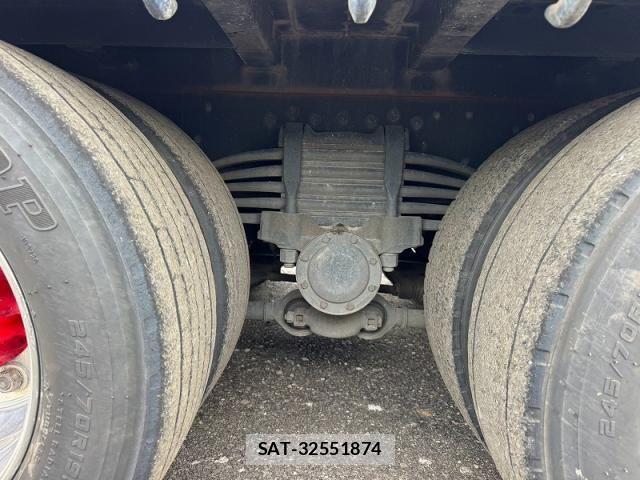 Mitsubishi GREAT 2016-02 8246854-24