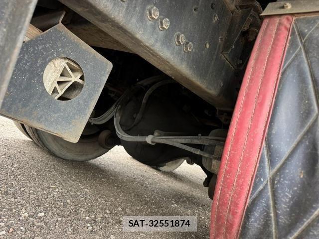 Mitsubishi GREAT 2016-02 8246854-27