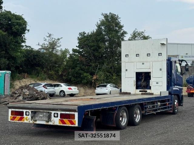 Mitsubishi GREAT 2016-02 8246854-5