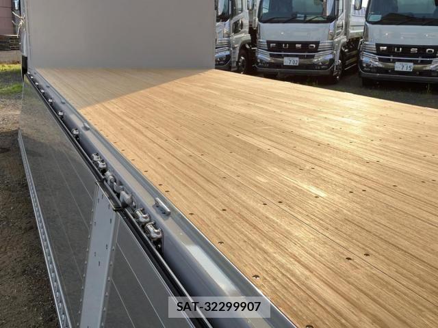 Mitsubishi GREAT 2026-04 8246851-10