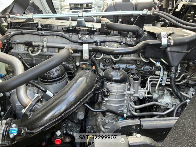 Mitsubishi GREAT 2026-04 8246851-15
