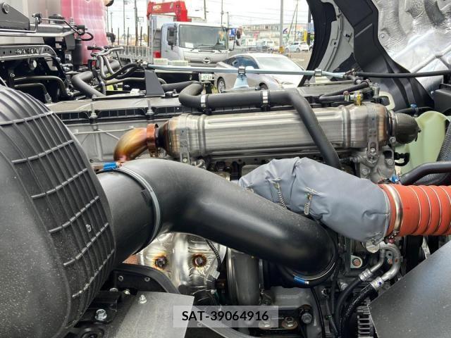 Mitsubishi GREAT 2026-04 8246848-16