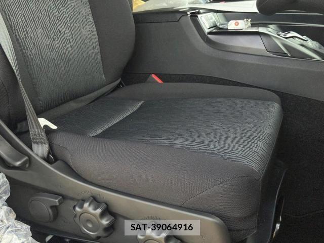 Mitsubishi GREAT 2026-04 8246848-17