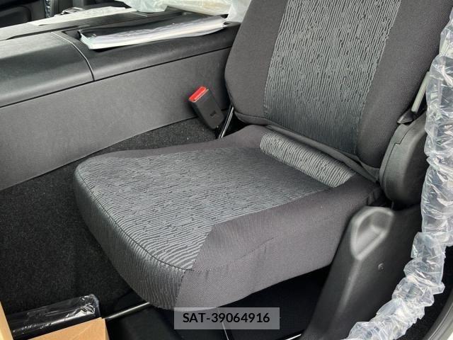 Mitsubishi GREAT 2026-04 8246848-18
