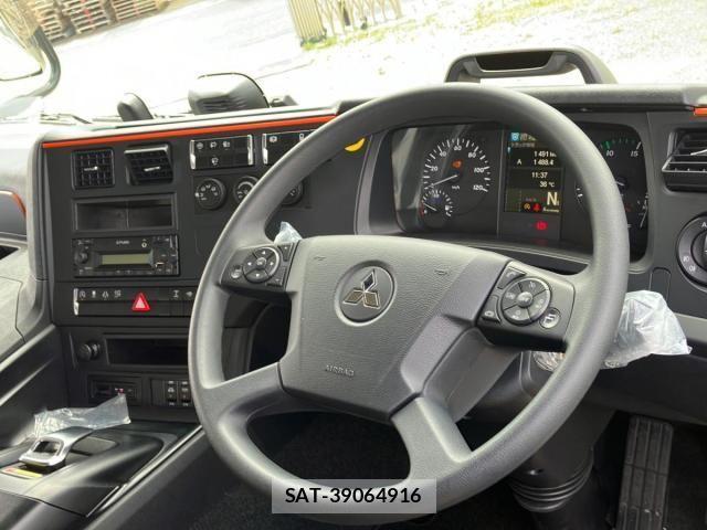 Mitsubishi GREAT 2026-04 8246848-19