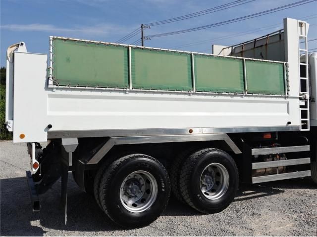 Mitsubishi GREAT 2012-05 8311156-9