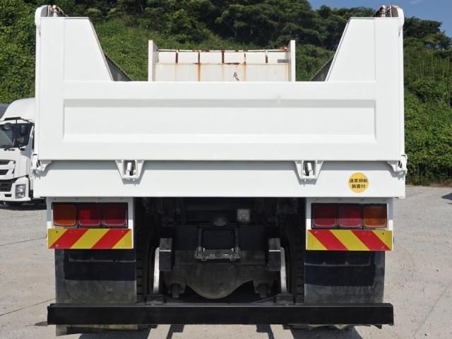 Mitsubishi GREAT 2012-05 8311156-10