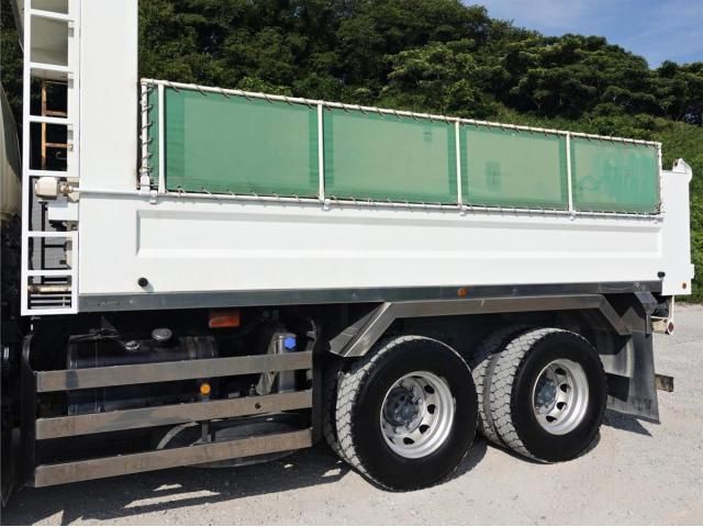 Mitsubishi GREAT 2012-05 8311156-13