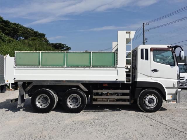 Mitsubishi GREAT 2012-05 8311156-7