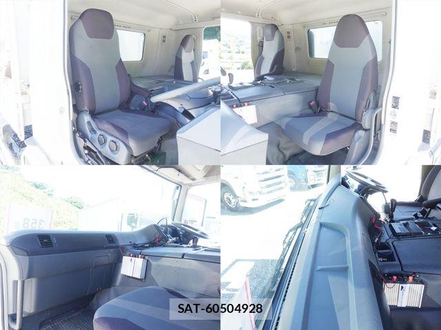Mitsubishi GREAT 2015-08 8317426-13