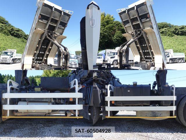 Mitsubishi GREAT 2015-08 8317426-8