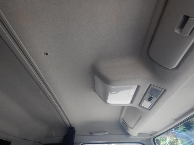 Mitsubishi GREAT 2019-04 8311153-18