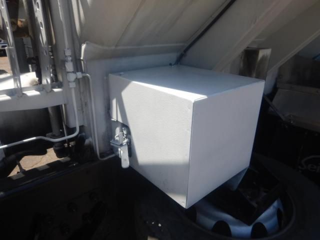 Mitsubishi GREAT 2019-04 8311153-26